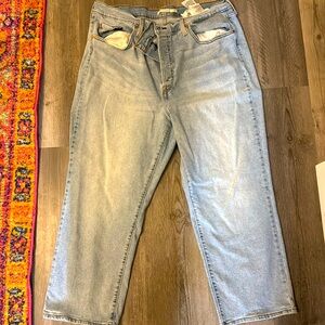 Levi’s Ribcage Straight Ankle Jeans